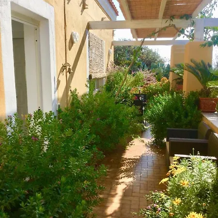 Finca Al Mare Feriehus Forio di Ischia
